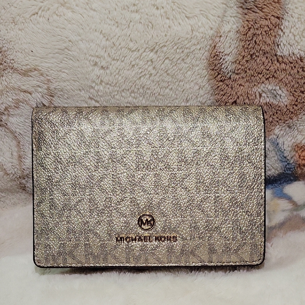 Michael Kors Metallic Silver Wallet